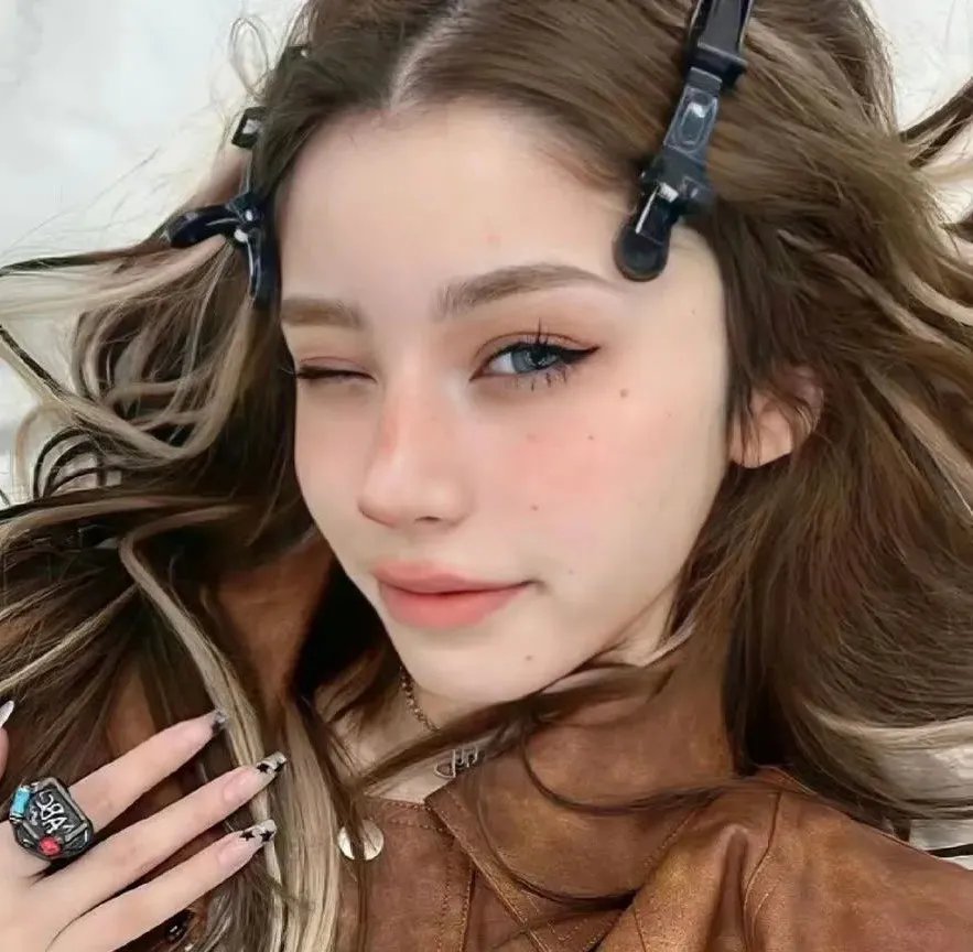 新手姐妹的双人餐桌